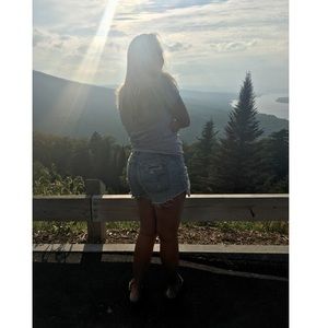 Meet your Posher, Ciara